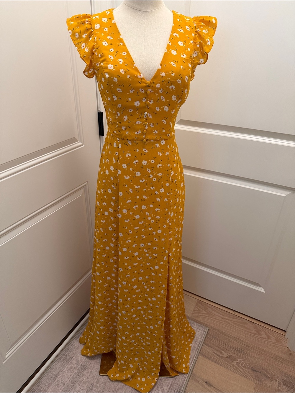 Lulu's Mustard Yellow Floral V-Neck Maxi Dress with Ruffle Sleeves